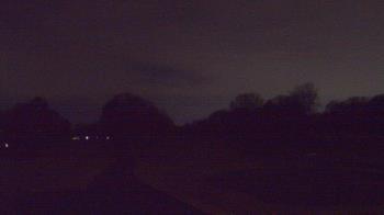 Weather camera view of Windyke Country Club.