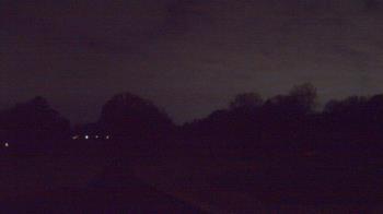 Weather camera view of Windyke Country Club.