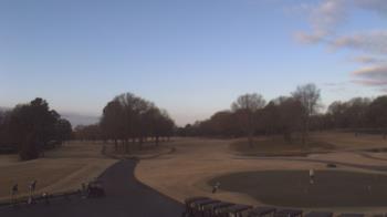 Weather camera view of Windyke Country Club.