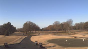 Weather camera view of Windyke Country Club.