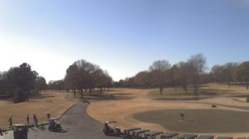 Weather camera view of Windyke Country Club.
