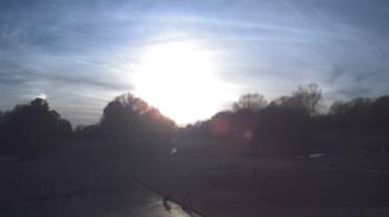 Weather camera view of Windyke Country Club.