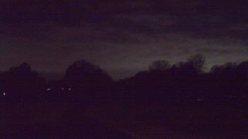 Weather camera view of Windyke Country Club.