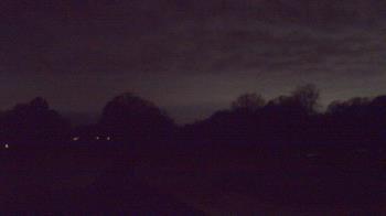 Weather camera view of Windyke Country Club.