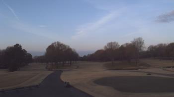 Weather camera view of Windyke Country Club.