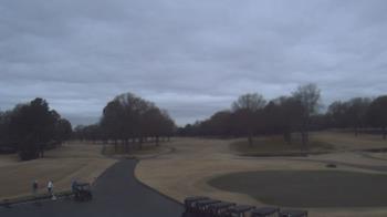 Weather camera view of Windyke Country Club.