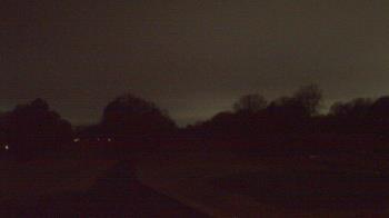 Weather camera view of Windyke Country Club.