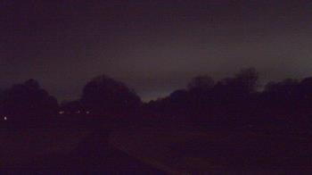 Weather camera view of Windyke Country Club.