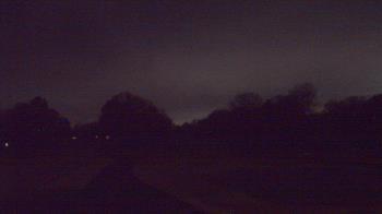 Weather camera view of Windyke Country Club.