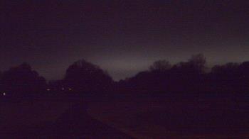 Weather camera view of Windyke Country Club.