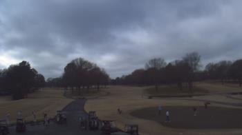 Weather camera view of Windyke Country Club.