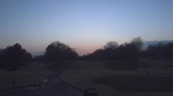 Weather camera view of Windyke Country Club.