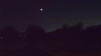 Weather camera view of Windyke Country Club.