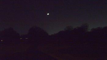 Weather camera view of Windyke Country Club.