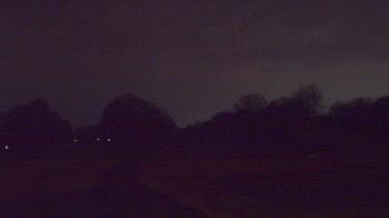 Weather camera view of Windyke Country Club.