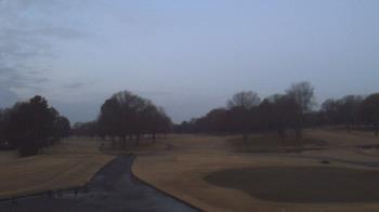 Weather camera view of Windyke Country Club.