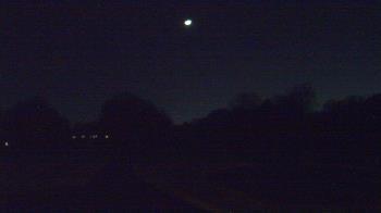 Weather camera view of Windyke Country Club.