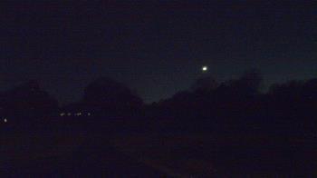 Weather camera view of Windyke Country Club.