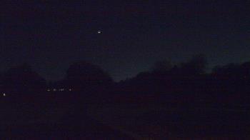 Weather camera view of Windyke Country Club.