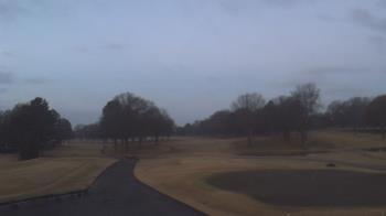 Weather camera view of Windyke Country Club.