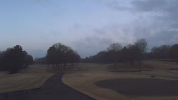 Weather camera view of Windyke Country Club.