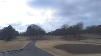 Weather camera view of Windyke Country Club.