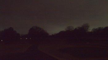 Weather camera view of Windyke Country Club.