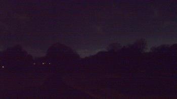 Weather camera view of Windyke Country Club.