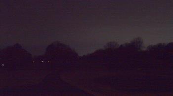 Weather camera view of Windyke Country Club.