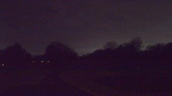 Weather camera view of Windyke Country Club.