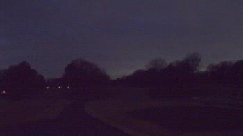 Weather camera view of Windyke Country Club.