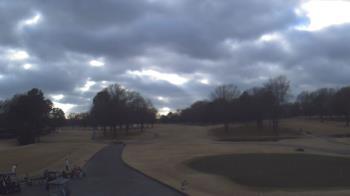 Weather camera view of Windyke Country Club.