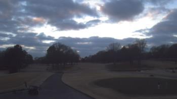Weather camera view of Windyke Country Club.