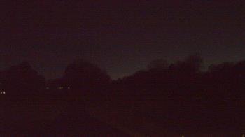 Weather camera view of Windyke Country Club.