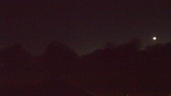 Weather camera view of Windyke Country Club.