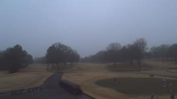 Weather camera view of Windyke Country Club.