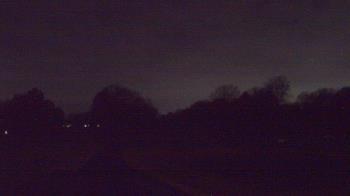 Weather camera view of Windyke Country Club.