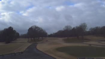 Weather camera view of Windyke Country Club.