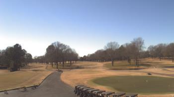 Weather camera view of Windyke Country Club.
