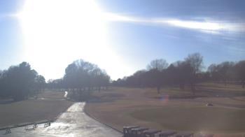 Weather camera view of Windyke Country Club.