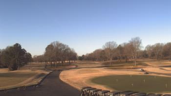 Weather camera view of Windyke Country Club.