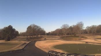 Weather camera view of Windyke Country Club.