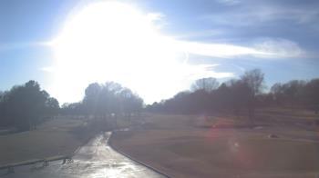 Weather camera view of Windyke Country Club.