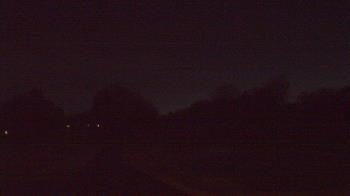 Weather camera view of Windyke Country Club.