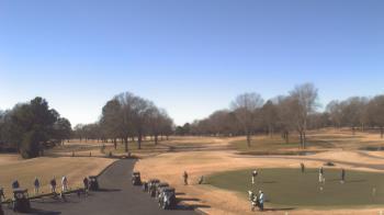 Weather camera view of Windyke Country Club.