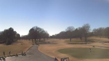 Weather camera view of Windyke Country Club.