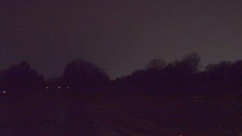 Weather camera view of Windyke Country Club.