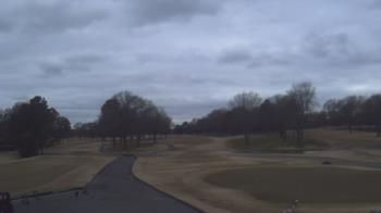 Weather camera view of Windyke Country Club.