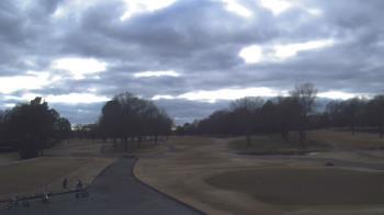 Weather camera view of Windyke Country Club.