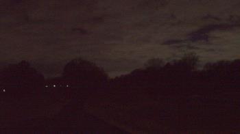 Weather camera view of Windyke Country Club.